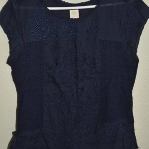 Navy blue short-sleeve top